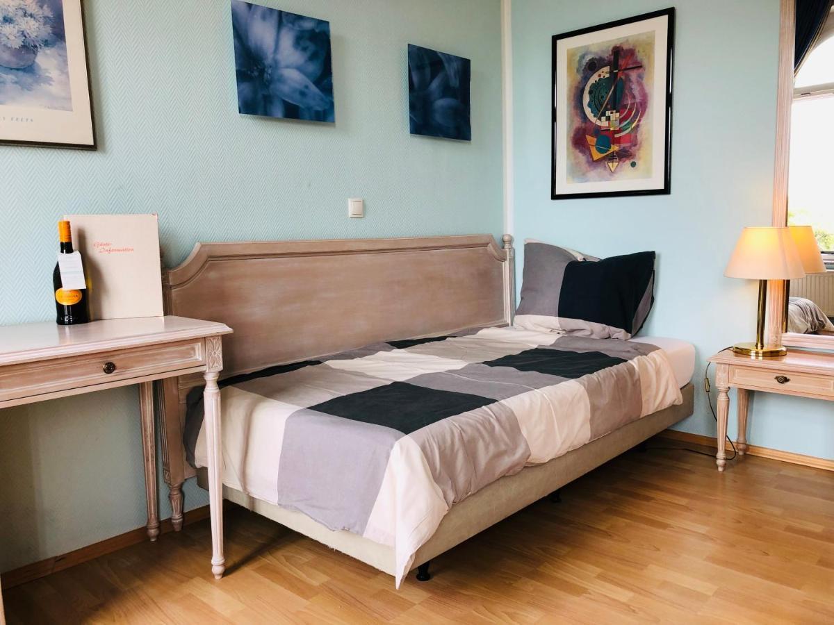 Appartement In Der Friedrich Ebert Strasse 90 Sportforum *